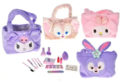 Набір косметики "Куромі" з сумкою L5294ABCD р.32*28*3см купити