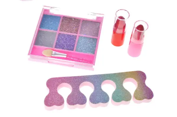 Набір косметики "Куромі" з сумкою L5294ABCD р.32*28*3см купити недорого в Україні, фото 6