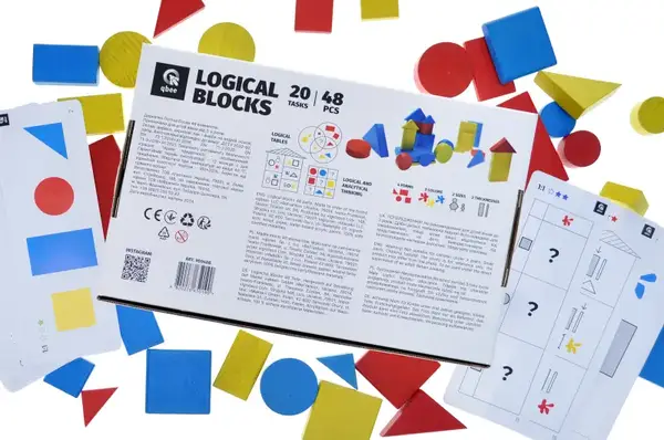 Розвиваюча дерев'яна гра QB700-006 "Логічні блоки Дьєнеша" НУШ 48 дет. qbee купити недорого в Україні, фото 2