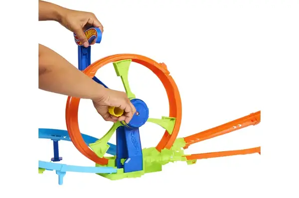 Ігровий набір JBX65 "Перегони на віражах" Hot Wheels купити недорого в Україні, фото 3