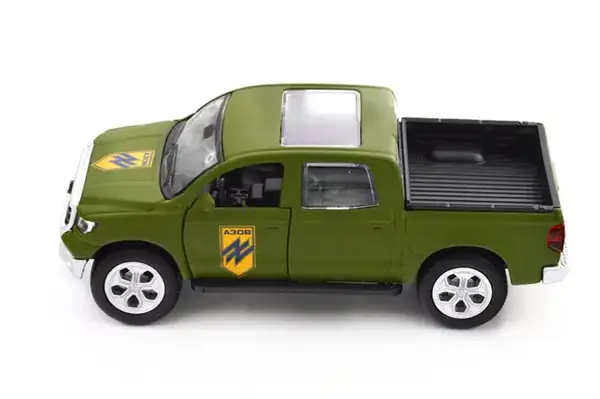 Машина KM6008 "TOYOTA TUNDRA Шеврони Героїв Азов" TECHNODRIVE купити недорого в Україні, фото 2