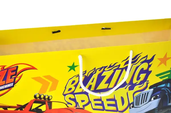 Пакет паперовий XL QB004-303 "Блиск і диво-машини" р.50x35x17 см qbee купити недорого в Україні, фото 2