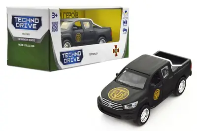 Автомодель серії Шеврони Героїв – TOYOTA HILUX – СПАРТАН KM6118 купити