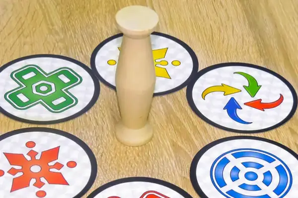 Настільна гра "Хаос" в жерстяній банці ARTOS купити недорого в Україні, фото 3