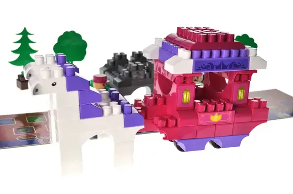 Конструктор блочний QB300-201 "Block&Steps: Подорож Принцес" + ходилка і меморі гра 3в1, 139дет. qbee купити недорого в Україні, фото 3