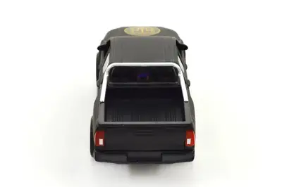 Машина KM6118 "TOYOTA HILUX Шеврони Героїв СПАРТАН" TECHNODRIVE купити