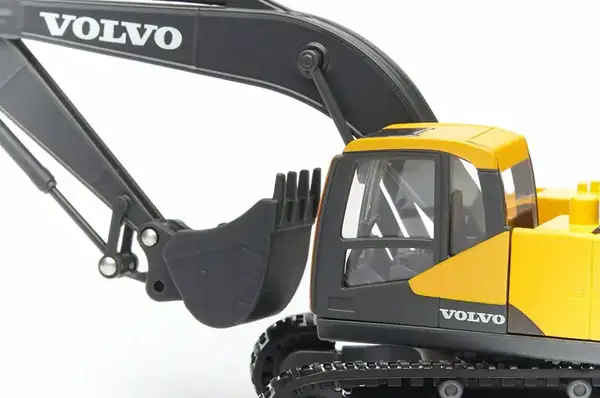 Автомодель 18-32086 серії Construction - Екскаватор VOLVO EC220E купити недорого в Україні, фото 5