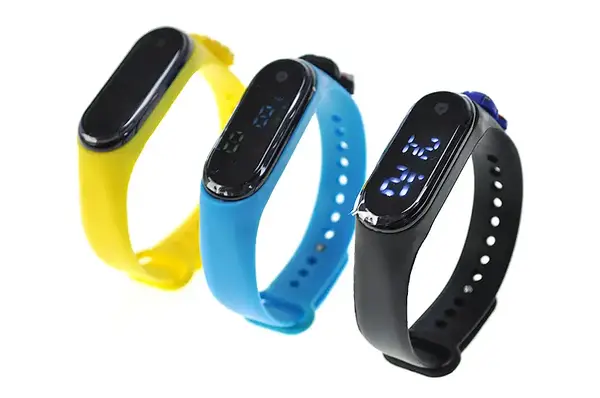 Дитячий електронний годинник мікс видів купити