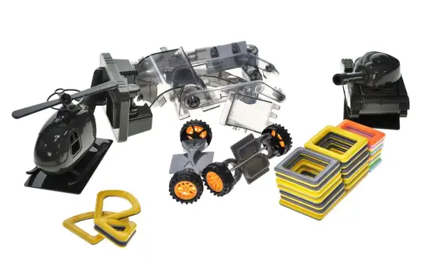 Конструктор магнітний військовий 67дет в коробці 201-14 р.33,5*8*23,5см купити недорого в Україні, фото 3