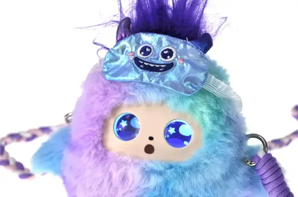 М'яка іграшка сумочка з ШІ 29572D фіолетовий, штучний інтелект, у коробці р.14*10*22 см купити недорого в Україні, фото 2