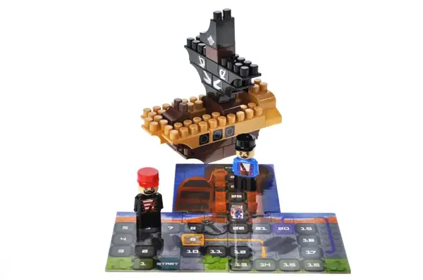 Конструктор блочний QB300-104 "Block&Steps: Піратський корабель" + ходилка і меморі гра 3в1, 41дет. qbee купити недорого в Україні, фото 2
