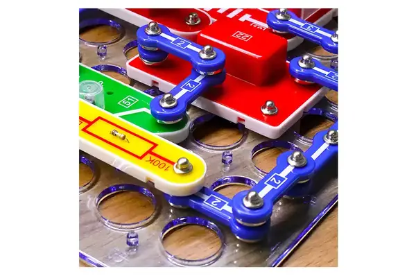 Конструктор електронний D70711 "АЛЬТЕРНАТИВНА ЕНЕРГІЯ" 50 схем DOKA купити недорого в Україні, фото 2