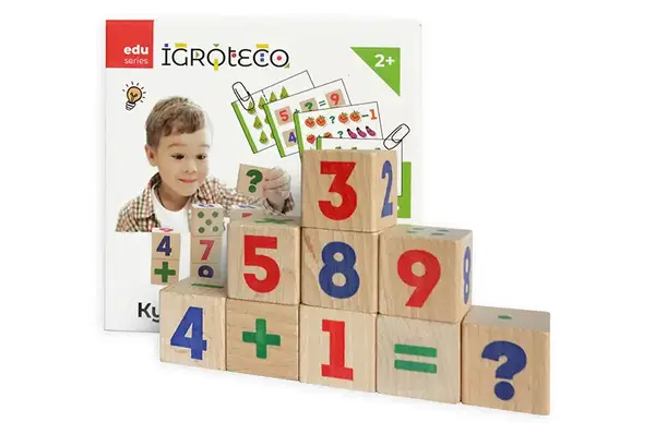 Кубики дерев'яні 900736 "Математика" 9 дет. в коробці 18x18x5 см. IGROTECO купити