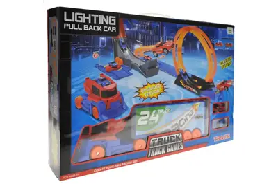 Трек з запуском на батарейках в коробці 6688-252 р.56*37*10см купити