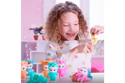 Колекційна фігурка 122CN/22 "Малюки в костюмчиках" #SBABAM купити