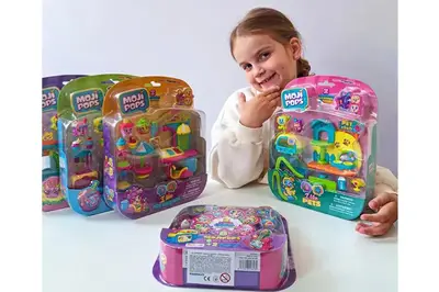 Набір MOJI POPS Джелатерія (2 фігурки, аксесуари) купити