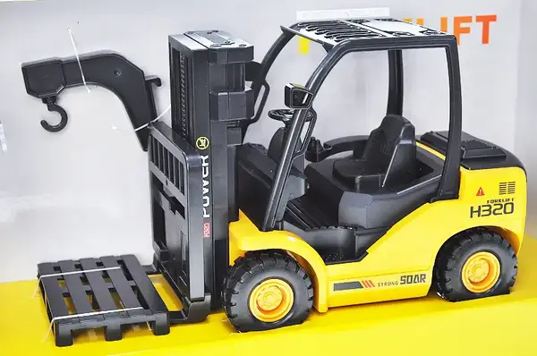 Машина навантажувач на радіокеруванні 93309 акумулятор, в коробці р.47,5x16,3x25 см YG Toys купити недорого в Україні, фото 2