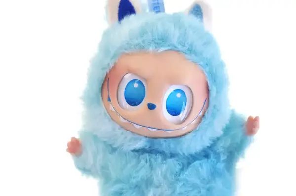 М'яка іграшка-брелок монстрик Лабубу в коробці, 3 сезон купити недорого в Україні, фото 2