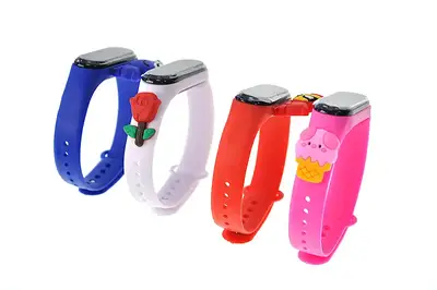 Дитячий електронний годинник мікс видів купити