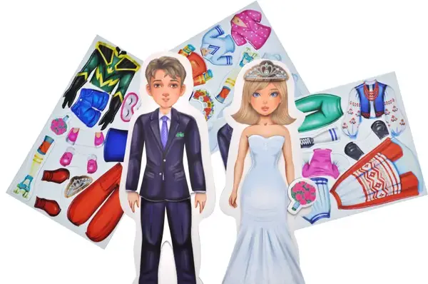 Одягалка магнітна QB006-006 "Ксенія і Марко" 42 магніти, 2 ляльки qbee купити недорого в Україні, фото 2