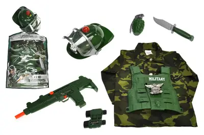 Набір військового (костюм 37*47см, шолом, пістолет, граната, ніж) в кульку M012A р.64*42*13.5см купити