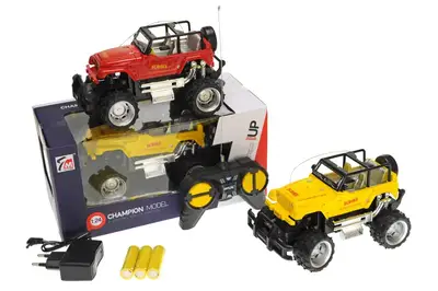Машина на радіокеруванні 7M-916 акумулятор, в коробці р.28x12,5x12,5см YG Toys купити