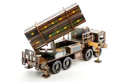 Конструктор 160-02397 "ЗРК НАСАМС" дерев'яний, 160 дет., розмір 25х10х6,5 см PuzzleOk купити