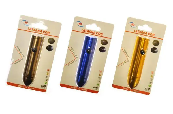 Ліхтарик світлодіодний 41974 на батарейках (3хAAA) 3 кол. в ас. купити