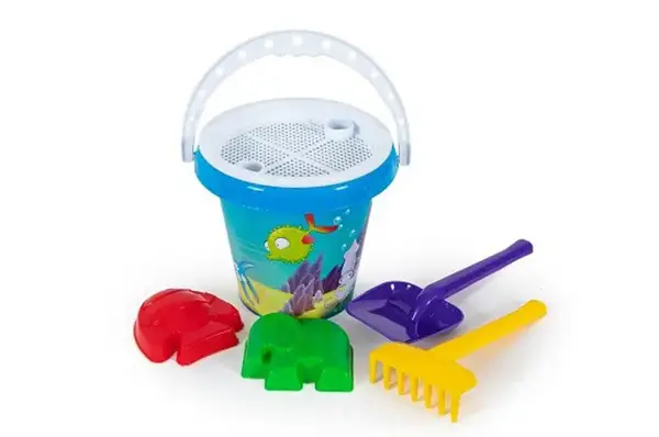 Набір дитячий "Відро "Класік" №11" + лопатка, граблі і 2 пасочки 1280 BAMSIC купити