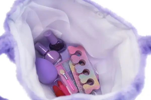 Набір косметики "Куромі" з сумкою L5294ABCD р.32*28*3см купити недорого в Україні, фото 7