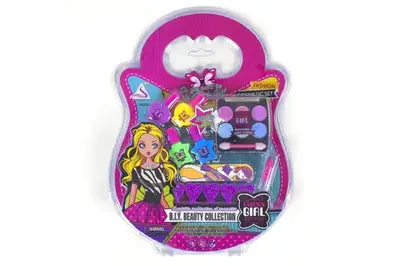 Набір косметики "Манікюр" лаки, пилочка, тіні, аксесуари, в блістері J-201 р.23,5*31,5*4см купити