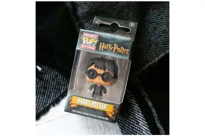 Ігрова фігурка на кліпсі 7616 FUNKO POP! серії "Гаррі Поттер" - ГАРРІ ПОТТЕР купити