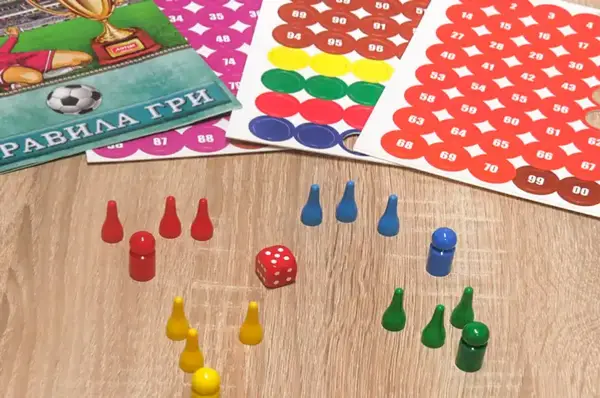 Настільна гра "Футбольний клуб" ARTOS купити недорого в Україні, фото 13