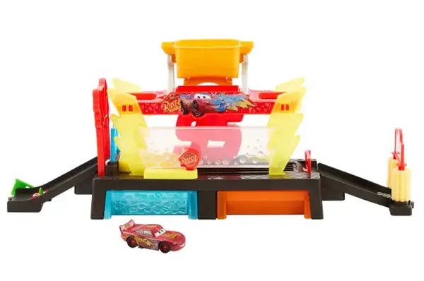 Ігровий набір "Автомийка з МакКвіном" JBM70 з серії "Зміни колір" з м/ф "Тачки" купити недорого в Україні, фото 2