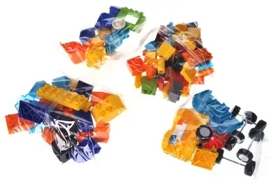 Конструктор FL42015 "Робот" 88 дет. р.30x8x26 см YG Toys купити