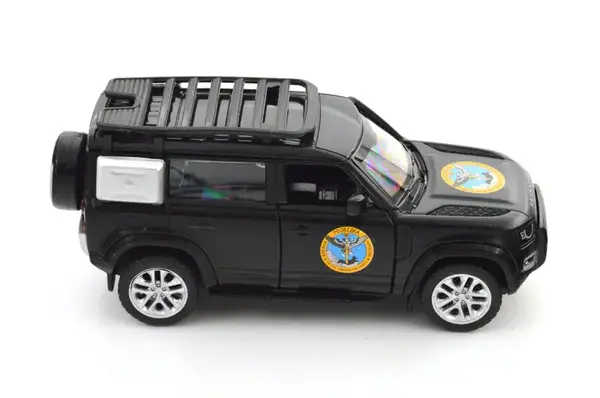 Машина 250364M "LAND ROVER DEFENDER 110 Шеврони Героїв ГУР МО" TECHNODRIVE купити недорого в Україні, фото 2