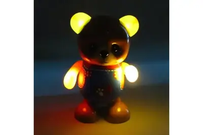 Ведмедик танцюючий, на батарейках, з музикою та світлом в коробці 17168 р.20,5*10,8*12,7см купити