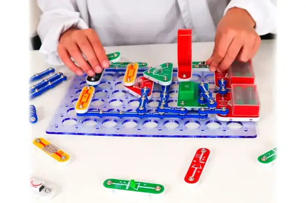 Конструктор електронний D70707 "320 СХЕМ" DOKA купити недорого в Україні, фото 4