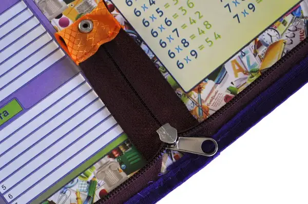 Папка для зошитів Polly 24 см на блискавці 00-00020055 купити недорого в Україні, фото 3