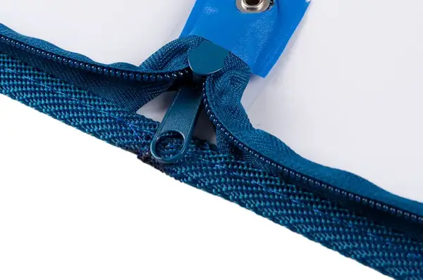 Папка для зошитів Yes пласт. на блискавці В5 "Football" 492205 купити недорого в Україні, фото 4